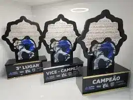 placa de homenagem em São Paulo