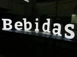 letra em pvc para fachada